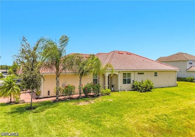 Photo 3 of Townhouse for sale at 2558 Vine Ave, Naples, FL 34120 | MLS# 226021688 | Listing updated on 2026-08-21