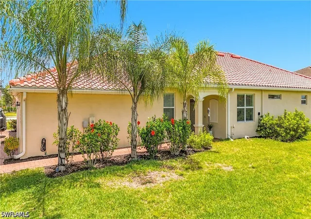 Photo 4 of Townhouse for sale at 2558 Vine Ave, Naples, FL 34120 | MLS# 226021688 | Listing updated on 2026-08-21