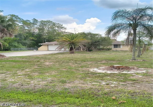 Photo 2 of Sale Pending at 1008 Cortez Ave, Lehigh Acres, FL 33972 | MLS# 2026025791 | Listing updated on 2026-08-25