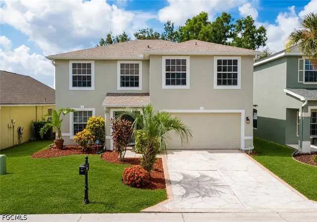 Photo 1 of Sale Pending at 8889 Fawn Ridge Dr, Fort Myers, FL 33912 | MLS# 2026025978 | Listing updated on 2026-08-27