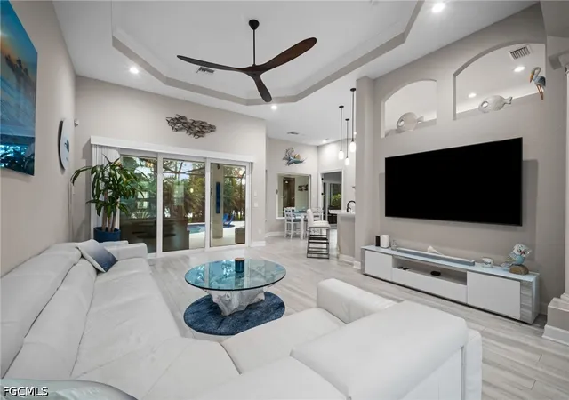 Photo 4 of Sale Pending at 9042 Bronco Ct, Naples, FL 34113 | MLS# 2026025991 | Listing updated on 2026-08-30