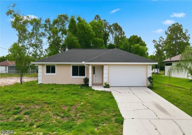 Photo 1 of Single family home for sale at 1800 Venice Ave N, Lehigh Acres, FL 33971 | MLS# 2026025999 | Listing updated on 2026-10-02