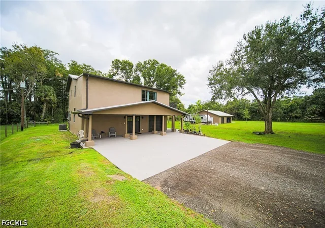Photo 2 of Single family home for sale at 5961 Pangola Rd, Fort Myers, FL 33905 | MLS# 2026026103 | Listing updated on 2026-08-24