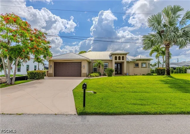Photo 3 of Single family home for sale at 2529 Sw 23rd Place, Cape Coral, FL 33914 | MLS# 2026026184 | Listing updated on 2026-08-22