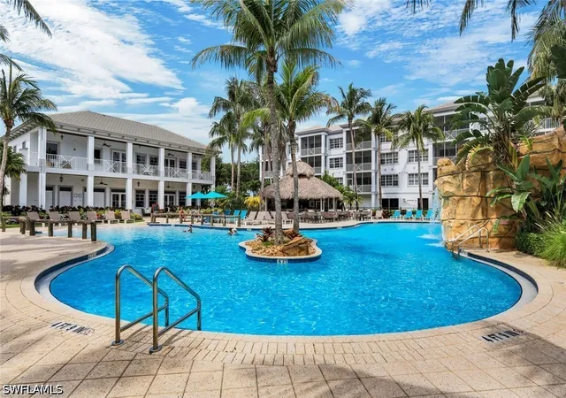 Listing Photo 3 - Condo for sale in building located at 3901 Kens Wy, Bonita Springs, FL 34134 - Unit #3306