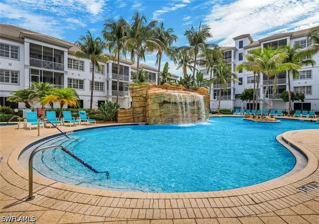 Listing Photo 4 - Condo for sale in building located at 3901 Kens Wy, Bonita Springs, FL 34134 - Unit #3306
