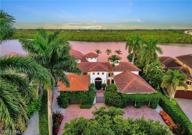 Photo 3 of Single family home for sale at 2535 Tarpon Rd, Naples, FL 34102 | MLS# 226022269 | Listing updated on 2026-08-27