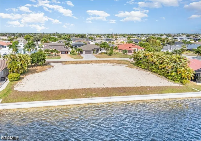 Photo 3 of Sale Pending at 1128 Sw 43rd Street, Cape Coral, FL 33914 | MLS# 2026026540 | Listing updated on 2026-08-17