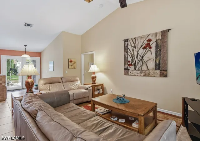Photo 4 of Sale Pending at 211 S Bahama Ave, Marco Island, FL 34145 | MLS# 226022789 | Listing updated on 2026-08-27