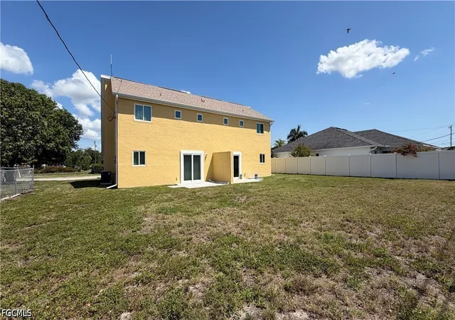 Photo 3 of Sale Pending at 1101/1013 Country Clb Blvd #1101, Cape Coral, FL 33990 | MLS# 2026026750 | Listing updated on 2026-08-18