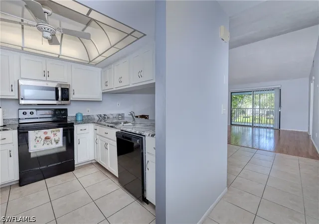 Listing Photo 4 - Condo for sale in building located at 17456 Overhill Dr Dr, Fort Myers, FL 33908 - Unit #F