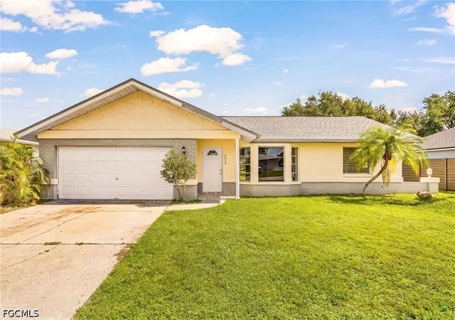Photo 2 of Single family home for sale at 1435 Se 14th Street, Cape Coral, FL 33990 | MLS# 2026026783 | Listing updated on 2026-08-30