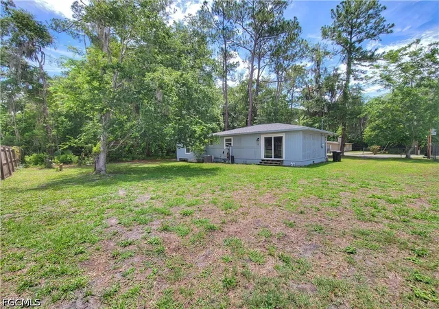 Photo 19 of Sale Pending at 2524 Ne 5th Place, Gainesville, FL 32641 | MLS# 2026026892 | Listing updated on 2026-08-26