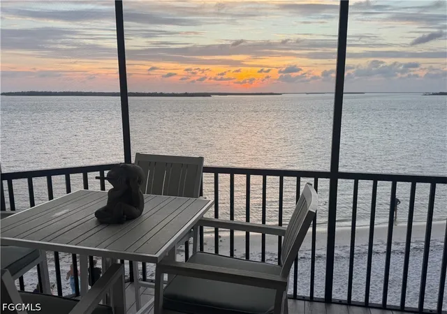 2nd image of 17170 Harbour Pt Dr, Fort Myers, FL 33908