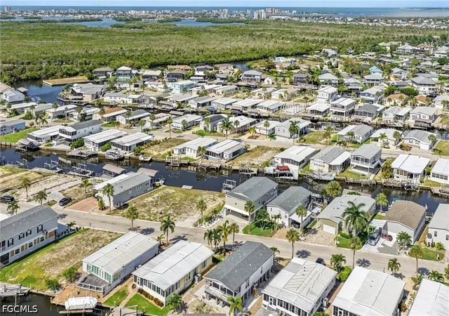 Photo 3 of Sale Pending at 17760 Stevens Blvd, Fort Myers Beach, FL 33931 | MLS# 2026027053 | Listing updated on 2026-08-27
