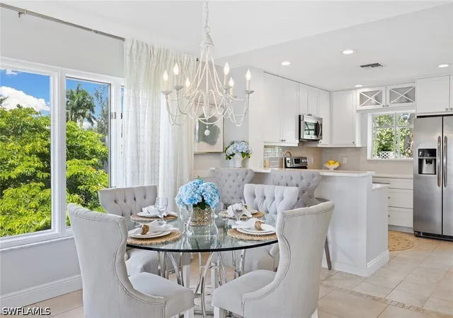 Listing Photo 4 - Condo for sale in building located at 1538 Oyster Catcher Pt, Naples, FL 34105 - Unit #1538C
