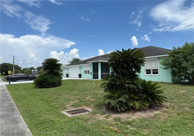 Photo 1 of Single family home for sale at 200 Arthur Ave, Lehigh Acres, FL 33936 | MLS# 2026027280 | Listing updated on 2026-08-24