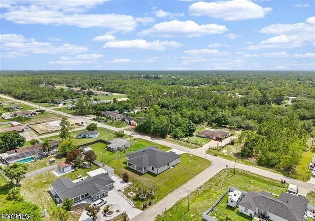 3rd image of 1010/1012 Gerald Ave, Lehigh Acres, FL 33936