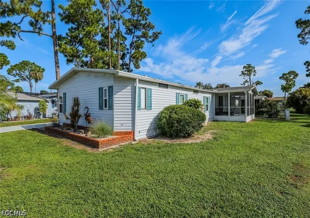 Photo 2 of Manufactured home for sale at 19682 Eagle Tr Ct, North Fort Myers, FL 33903 | MLS# 2026027400 | Listing updated on 2026-08-25