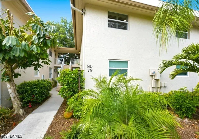 Listing Photo 1 - Condo for sale in building located at 1549 Sandpiper St, Naples, FL 34102 - Unit #80