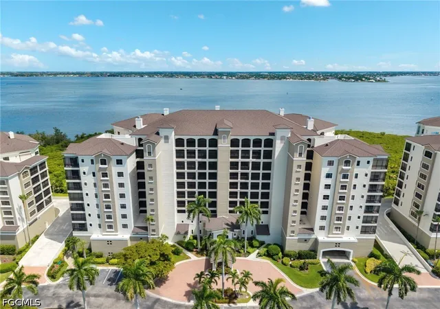 Listing Photo 1 - Condo for sale in building located at 11620Th Ct Of Palms, Fort Myers, FL 33908 - Unit #202