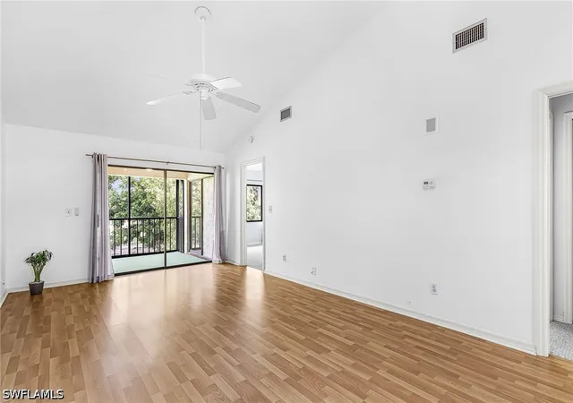 Listing Photo 4 - Condo for sale in building located at 5857 Rattlesnake Hamm Rd, Naples, FL 34113 - Unit #204