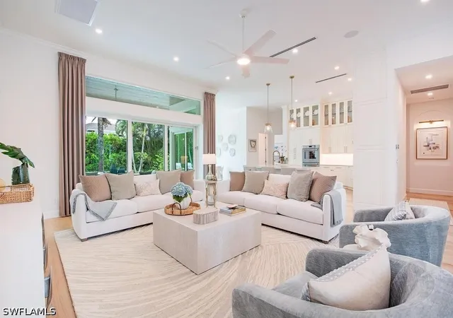 Photo 2 of Single family home for sale at 2363 Crayton Rd, Naples, FL 34103 | MLS# 226023839 | Listing updated on 2026-08-30
