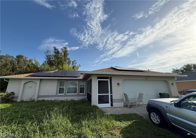 Photo 3 of Sale Pending at 827 Ne 17th Terrace, Cape Coral, FL 33909 | MLS# 2026028135 | Listing updated on 2026-08-21