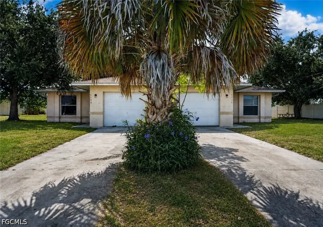 Photo 3 of Sale Pending at 1133/1135 Gordon Ave S, Lehigh Acres, FL 33973 | MLS# 2026028289 | Listing updated on 2026-08-24