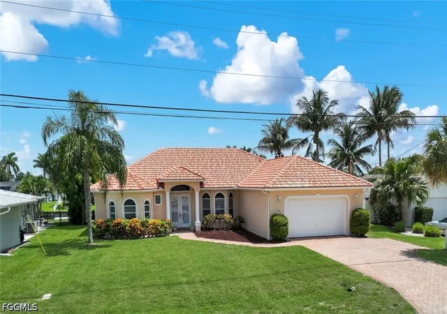 Photo 3 of Sale Pending at 1632 Savona Pkwy, Cape Coral, FL 33904 | MLS# 2026028290 | Listing updated on 2026-08-25