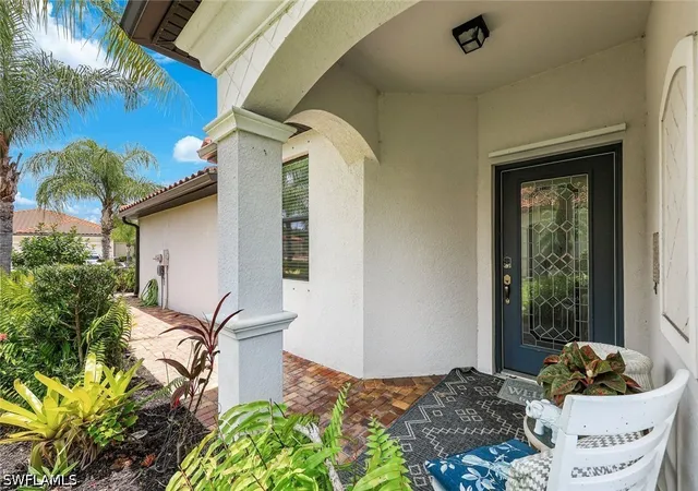 Photo 2 of Single family home for sale at 1427 Oceania Dr S, Naples, FL 34113 | MLS# 226024575 | Listing updated on 2026-08-23