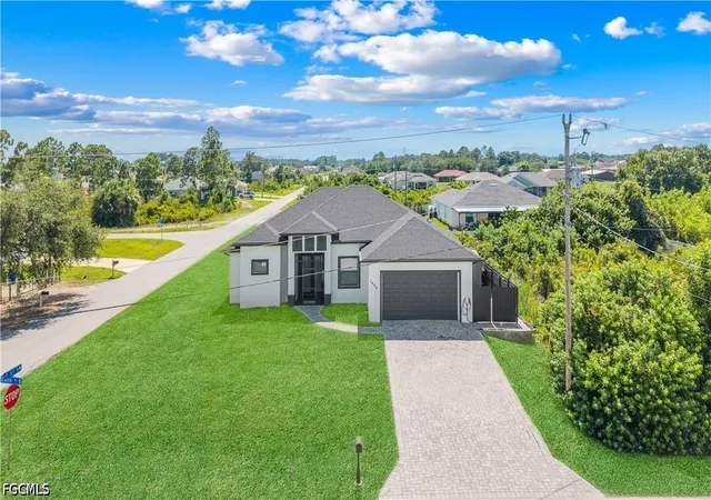 Photo 3 of Single family home for sale at 1606 Beth Ave S, Lehigh Acres, FL 33976 | MLS# 2026028485 | Listing updated on 2026-08-20
