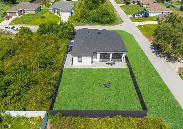 Photo 3 of Single family home for sale at 1606 Beth Ave S, Lehigh Acres, FL 33976 | MLS# 2026028485 | Listing updated on 2026-08-20
