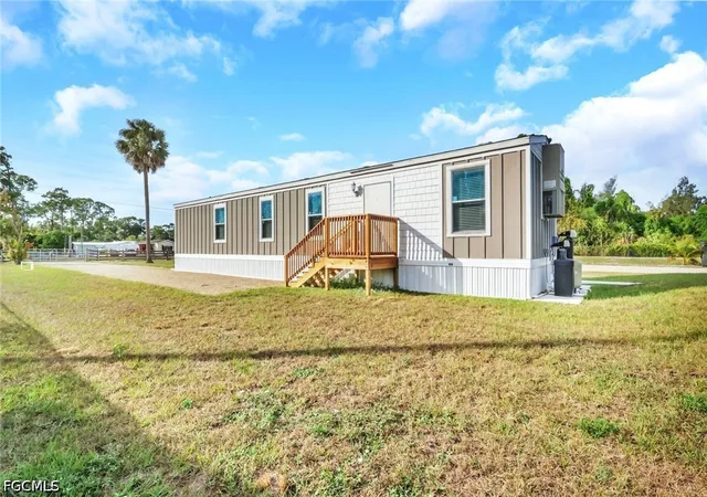 Photo 1 of Manufactured home for sale at 8111 Breeze Dr, North Fort Myers, FL 33917 | MLS# 2026028569 | Listing updated on 2026-08-20