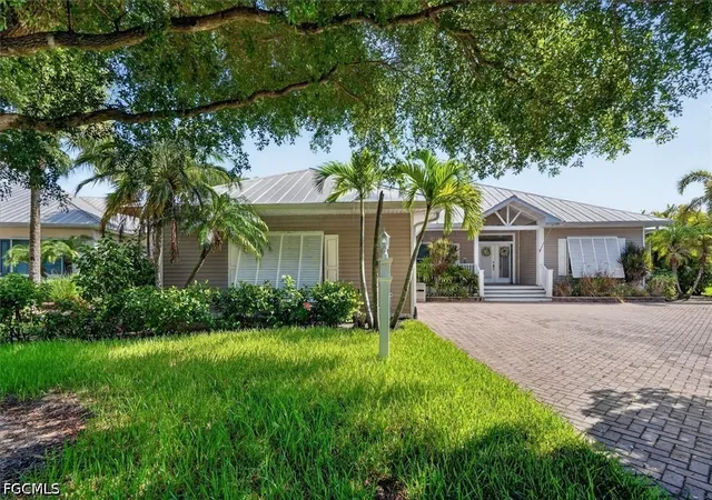 Photo 1 of Single family home for sale at 15627 Caloosa Crk Cir, Fort Myers, FL 33908 | MLS# 2026028595 | Listing updated on 2026-08-19