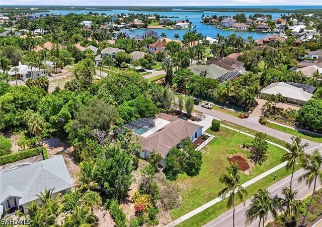 Photo 1 of Sale Pending at 799 S Barfield Dr, Marco Island, FL 34145 | MLS# 226022413 | Listing updated on 2026-08-26