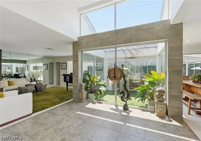 Photo 4 of Sale Pending at 799 S Barfield Dr, Marco Island, FL 34145 | MLS# 226022413 | Listing updated on 2026-08-26