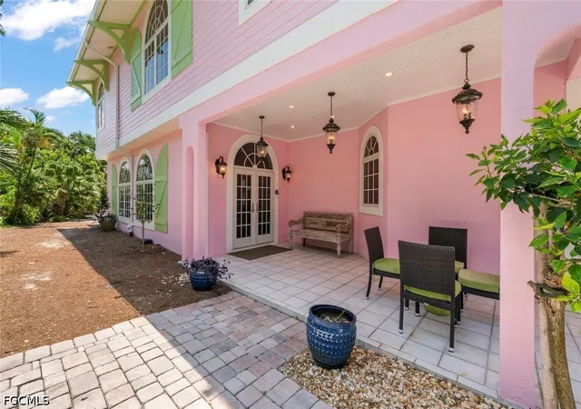 Photo 3 of Single family home for sale at 16785 Captiva Dr, Captiva, FL 33924 | MLS# 2026028828 | Listing updated on 2026-08-25