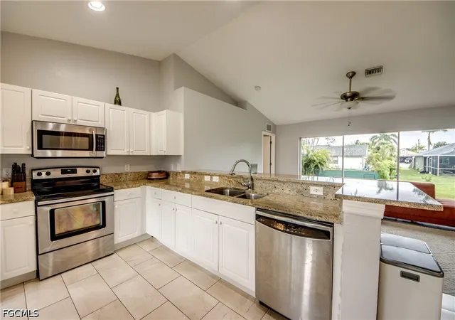 Photo 3 of Single family home for sale at 625 Sw 11th Terrace, Cape Coral, FL 33991 | MLS# 2026028888 | Listing updated on 2026-08-25