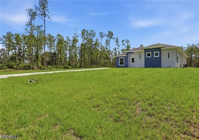 Photo 3 of Sale Pending at 1314 Dayton Ave, Lehigh Acres, FL 33972 | MLS# 2026028898 | Listing updated on 2026-08-28