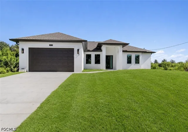 Photo 1 of Single family home for sale at 3804 Hyde Park Dr, Fort Myers, FL 33905 | MLS# 2026029000 | Listing updated on 2026-08-30