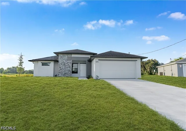 Photo 1 of Single family home for sale at 1055 Pluto Ct, Labelle, FL 33935 | MLS# 2026029046 | Listing updated on 2026-08-26