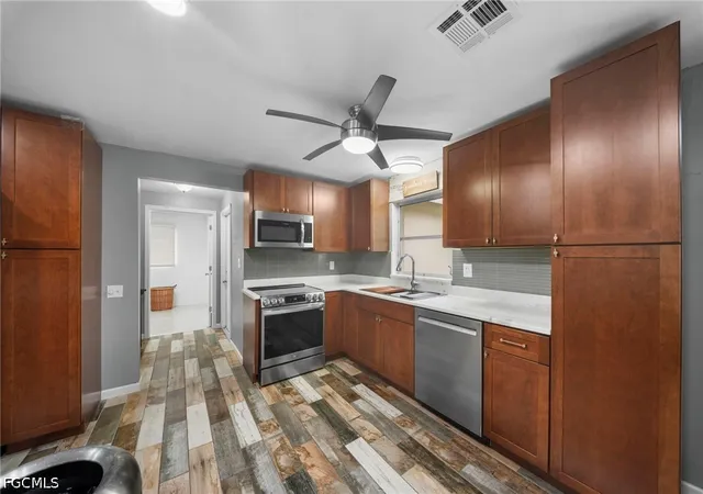 Photo 3 of Sale Pending at 1444 Covington Cir W, Fort Myers, FL 33919 | MLS# 2026029061 | Listing updated on 2026-08-17