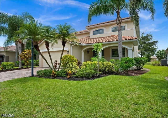 Photo 2 of Single family home for sale at 1541 Birdie Dr, Naples, FL 34120 | MLS# 2026029083 | Listing updated on 2026-08-18