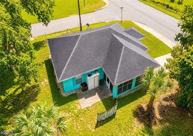 Photo 4 of Single family home for sale at 420 Martin Luther King Blvd, La Belle, FL 33935 | MLS# 2026029211 | Listing updated on 2026-08-26