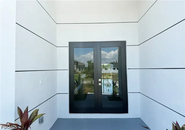 Photo 3 of Single family home for sale at 2725 Embers Pkwy W, Cape Coral, FL 33993 | MLS# 2026029243 | Listing updated on 2026-08-17