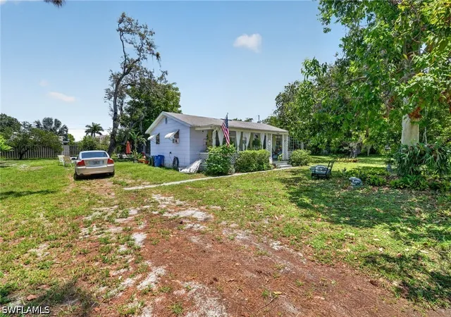 Photo 4 of Sale Pending at 9044 Somerset Ln, Bonita Springs, FL 34135 | MLS# 226025176 | Listing updated on 2026-08-30