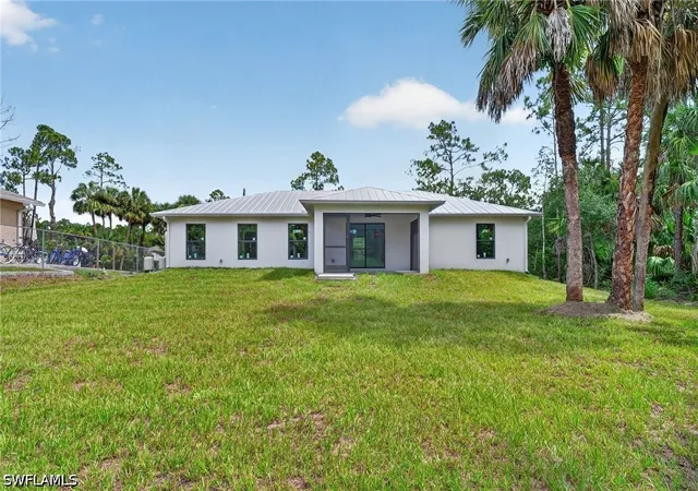 Photo 4 of Sale Pending at 436 41st Avenue NE, Naples, FL 34120 | MLS# 226024983 | Listing updated on 2026-08-15