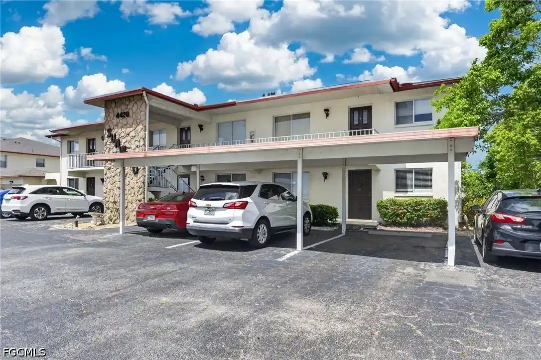Listing Photo 29 - Condo for sale in 4420 Santa Barbara Blvd located at 4420 Santa Barbara Blvd, Cape Coral, FL 33914 - Unit #204
