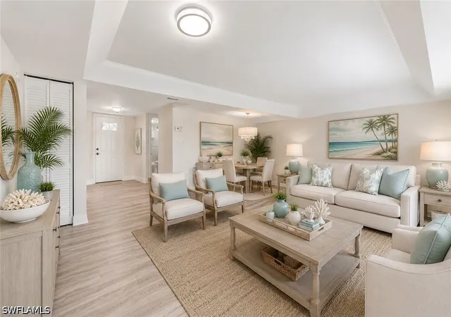 Listing Photo 4 - Condo for sale in building located at 379 Palm Dr, Naples, FL 34112 - Unit #3